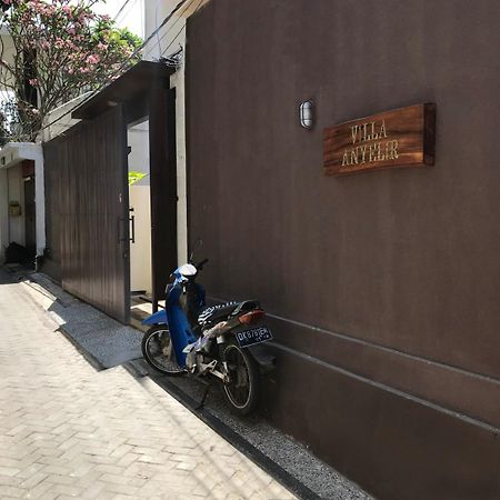 Villa Anyelir Семиньяк Экстерьер фото