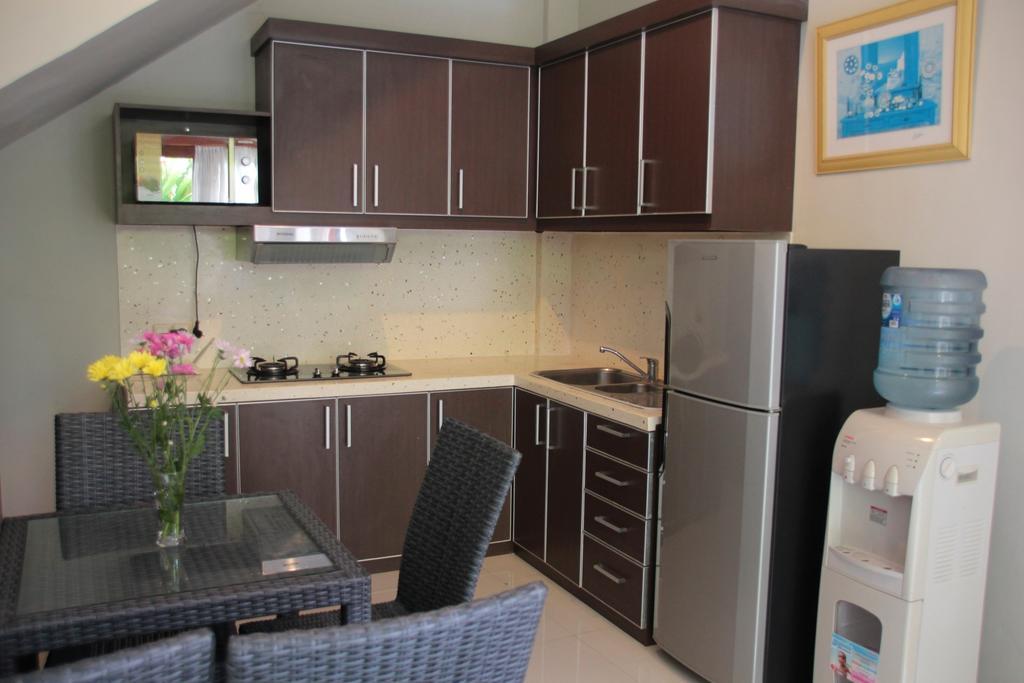 Villa Anyelir Семиньяк Номер фото